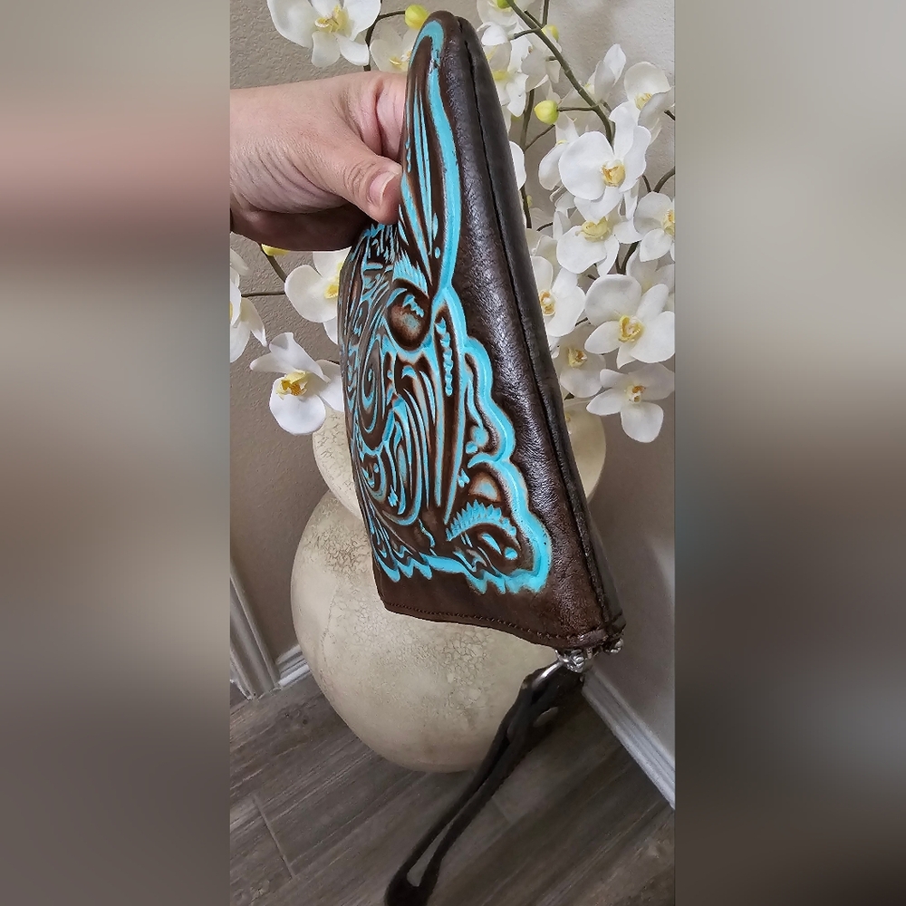Patricia Nash Leather Large Slim Wristlet Clutch Dark Brown Tooled Turquoise EUC - Picture 9 of 16